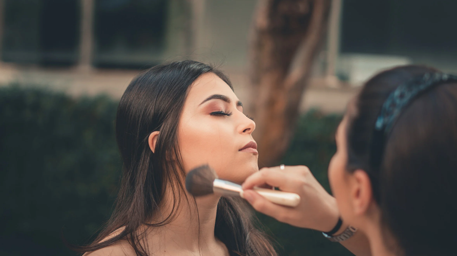 Trucco base